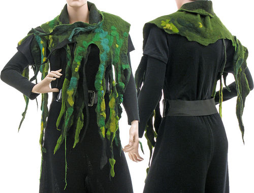 Lagenlook scarf wrap with fringes, handmade merino felt in green